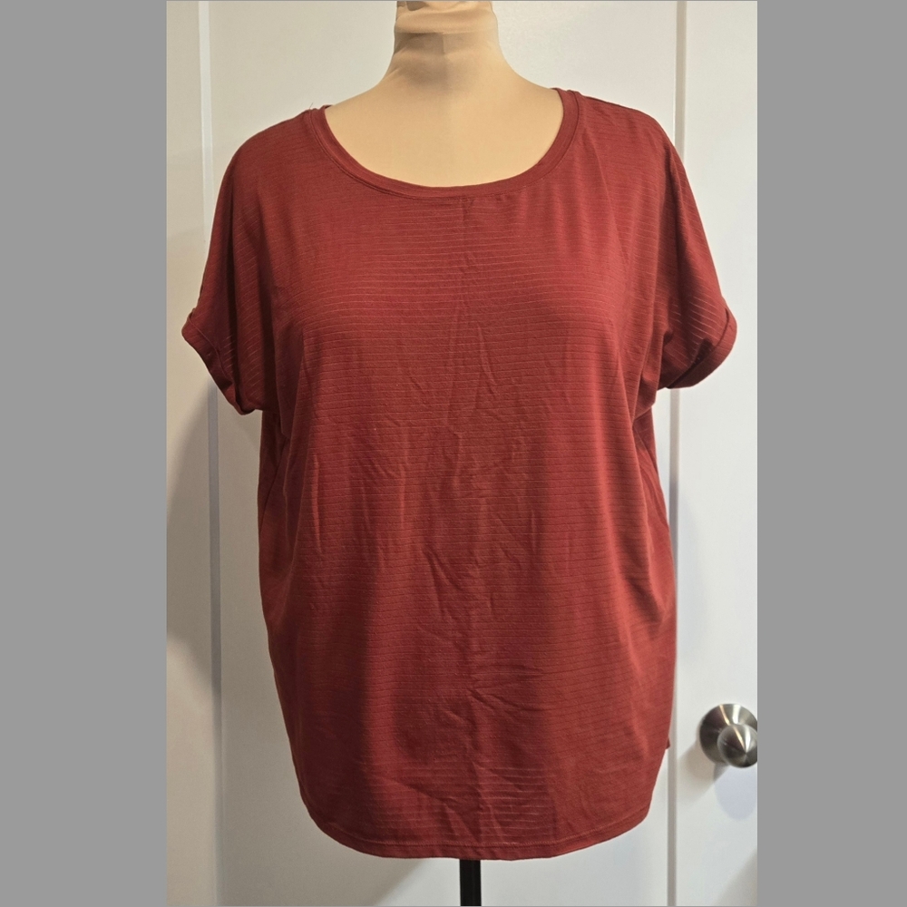 EUC Reitmans/Hyba womens athletic tee, size XL, workout t-shirt, burnt red
